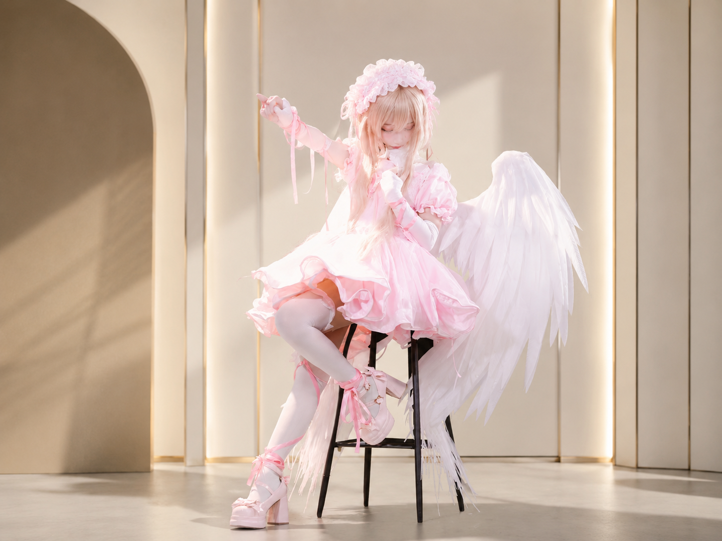 Detachable Foldable Angel Wings Cosplay Prop gallery image 5