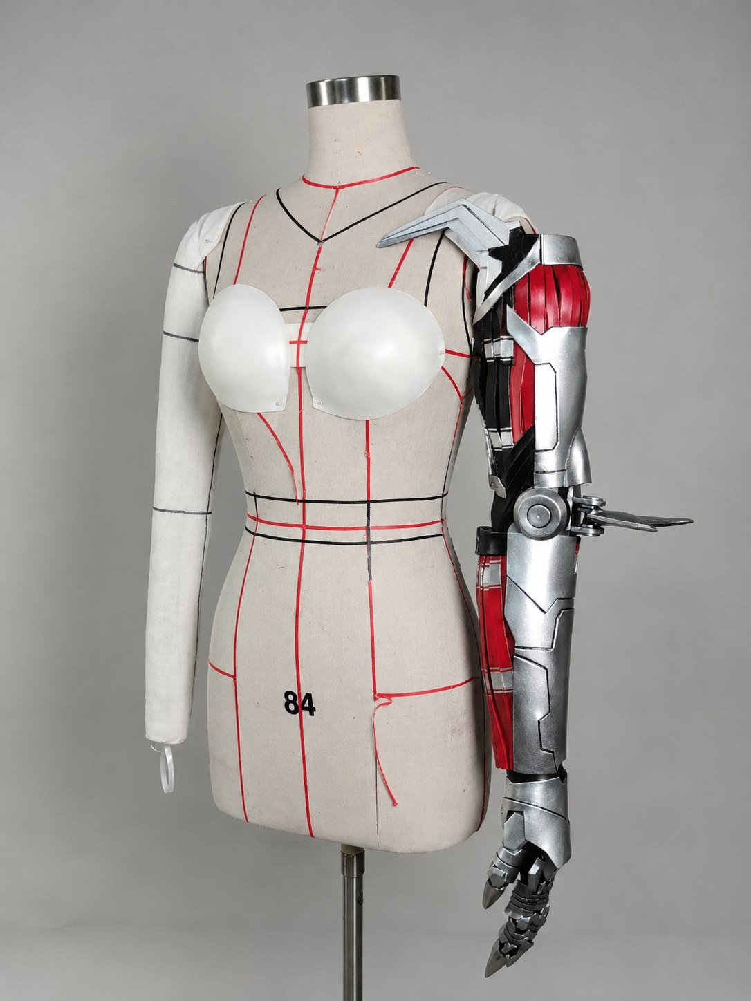 Cyberpunk 2077 Song So Mi Songbird Back Armor Prop Set showroom image 5