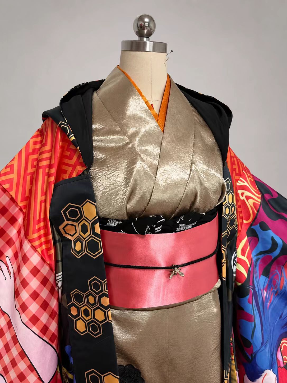 Kaguragi Inspired Kimono Set showroom image 7