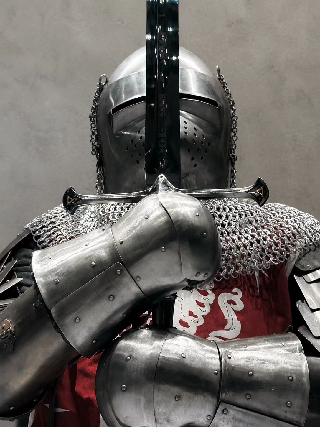 Medieval Knight Armor Surcoat and Headscarf Custom Build - Chainmail and surcoat close view