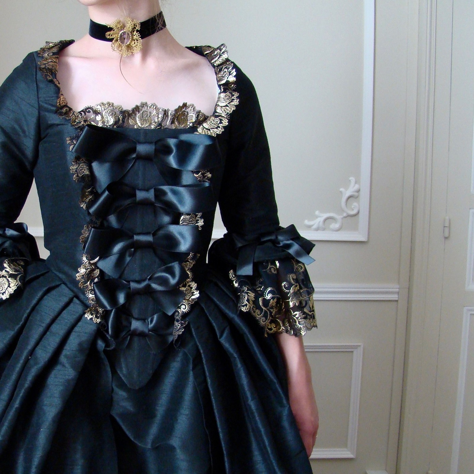 Opulent red medieval fantasy cosplay styling with regal costume details.